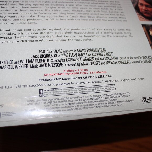 3/$118- new ONE FLEW OVER THE CUCKOO'S NEST Pioneer Special Edition 2-Laserdisc - Picture 4 of 8